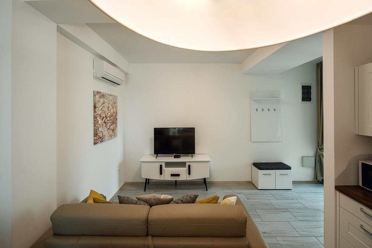 Adria Lux Apartments Sveti Stefan Budva Exterior photo