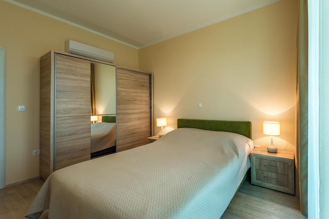 Adria Lux Apartments Sveti Stefan Budva Exterior photo