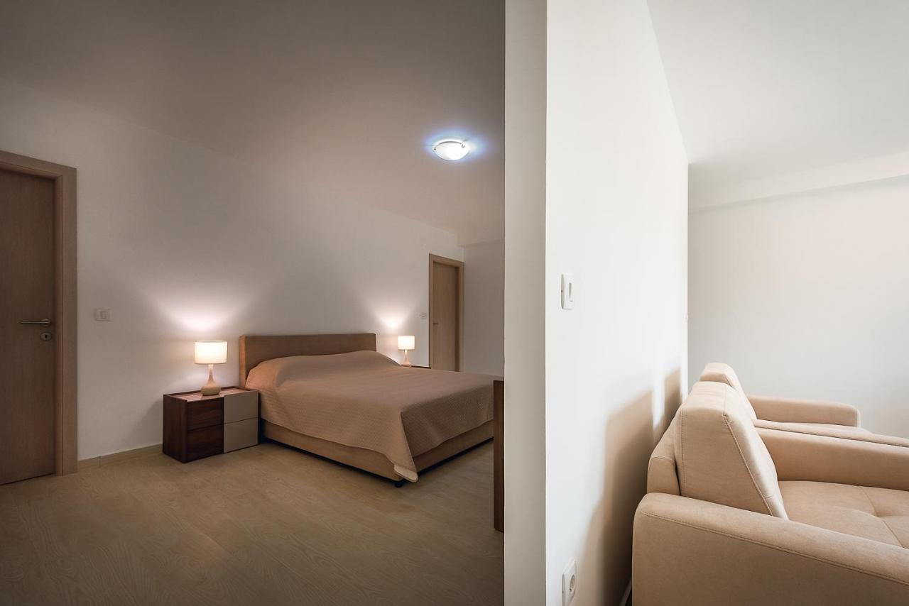 Adria Lux Apartments Sveti Stefan Budva Exterior photo